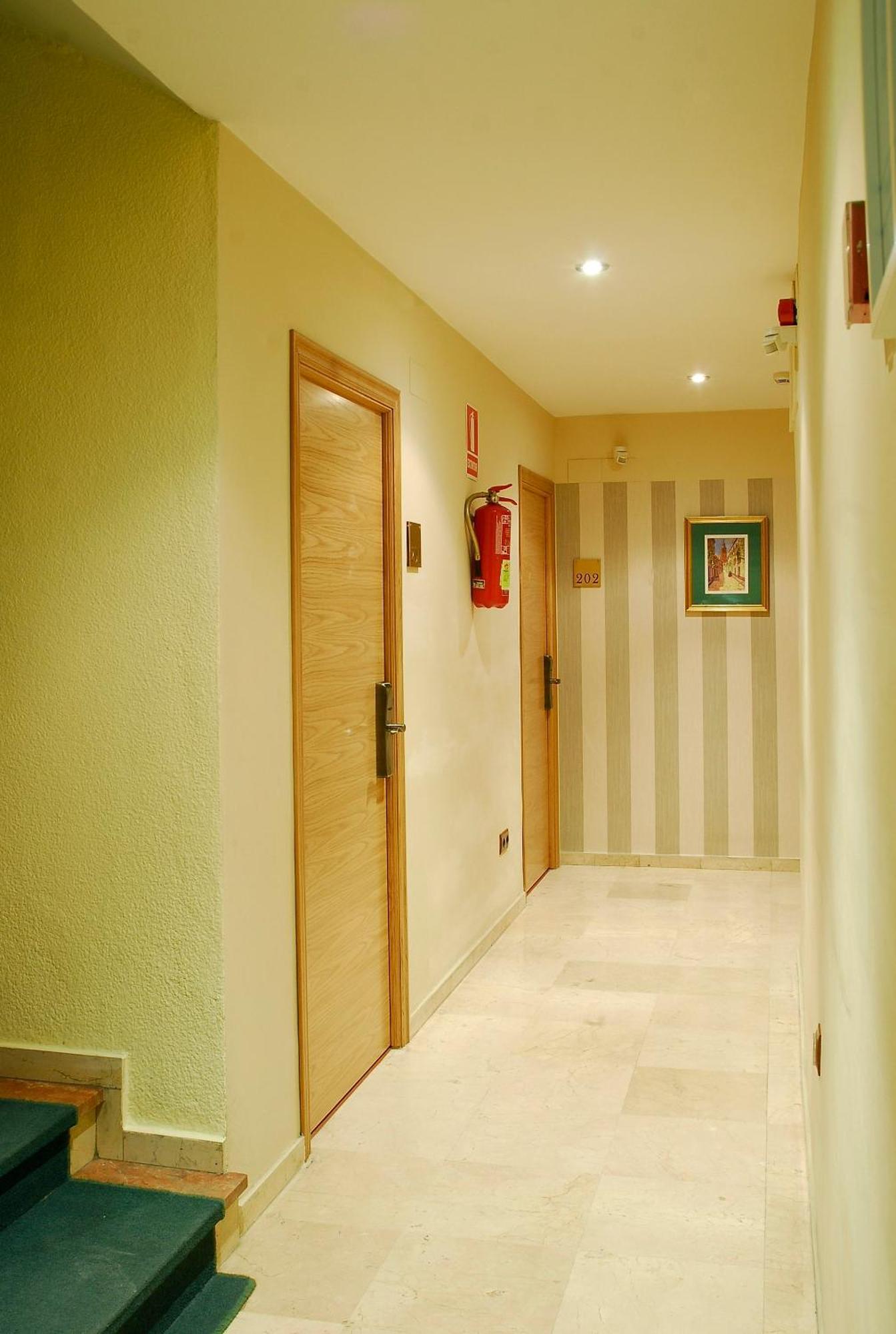 Reyes Catolicos Hotel Sevilla Eksteriør billede